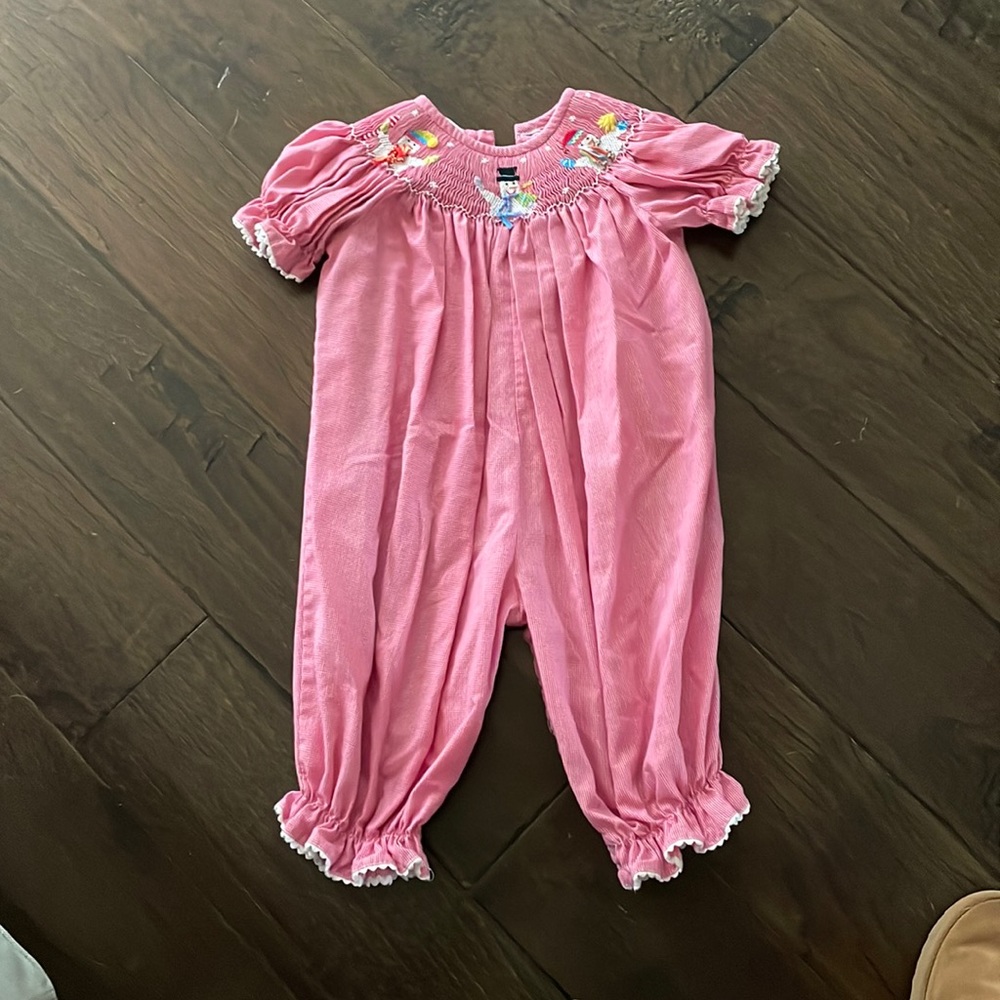 Christmas smocked romper.  9 mos.